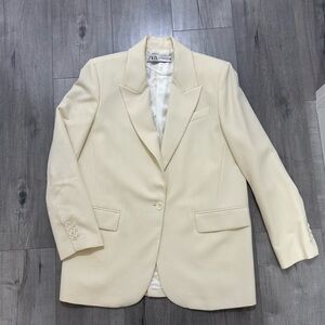 Zara Women's Cream Blazer